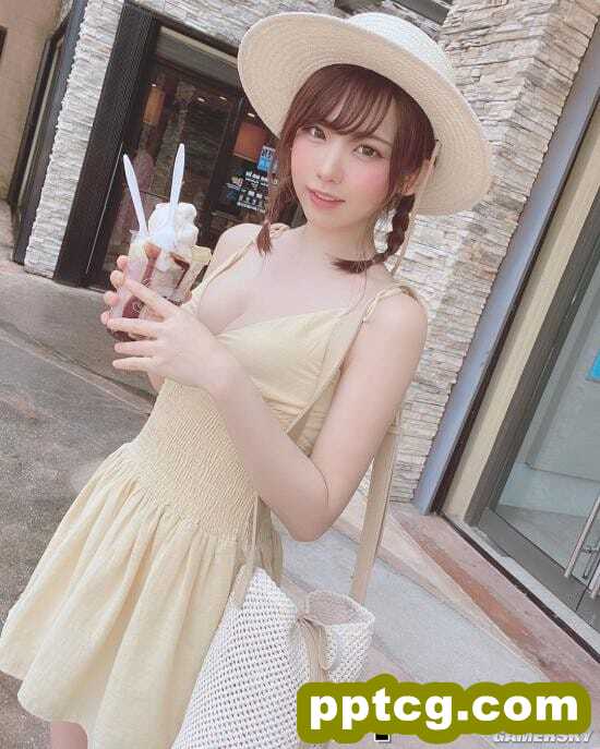 人气coser转职写真女优 Enako超凉爽海边泳装照！