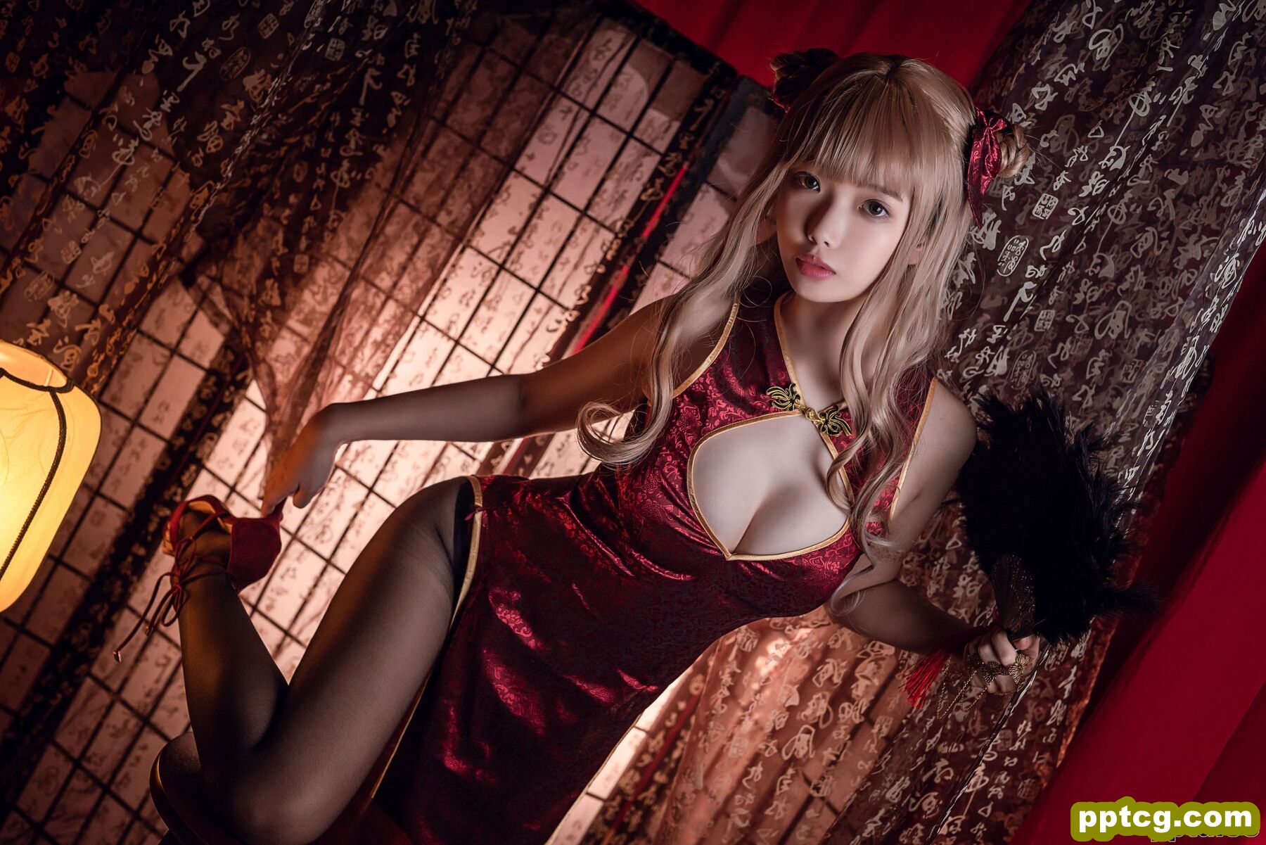 雯妹《黑丝T-back》  [COSPLAY福利] 写真集