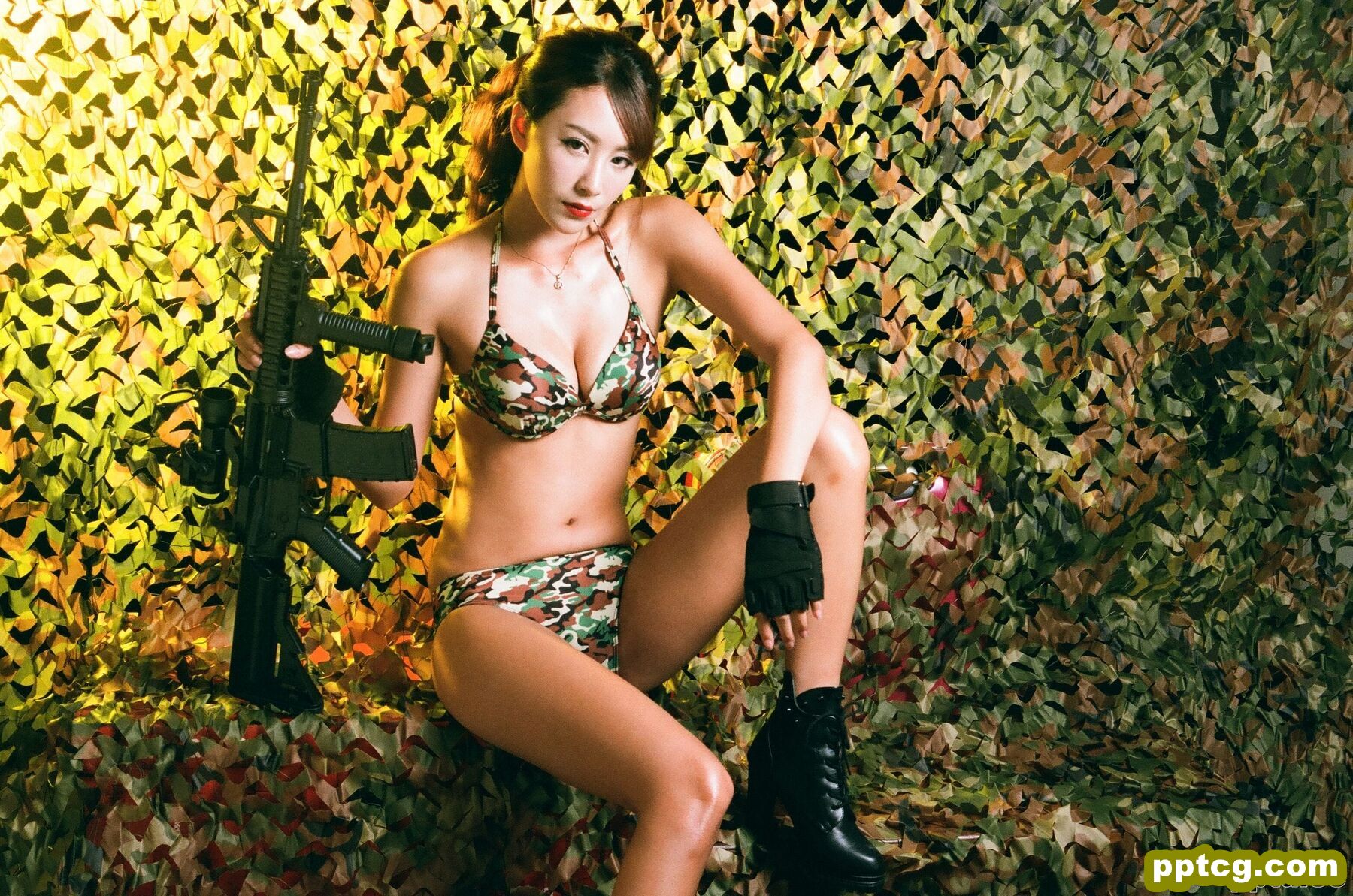 夏晴Miso《角色扮演迷彩女兵》 [台湾美女] 写真集