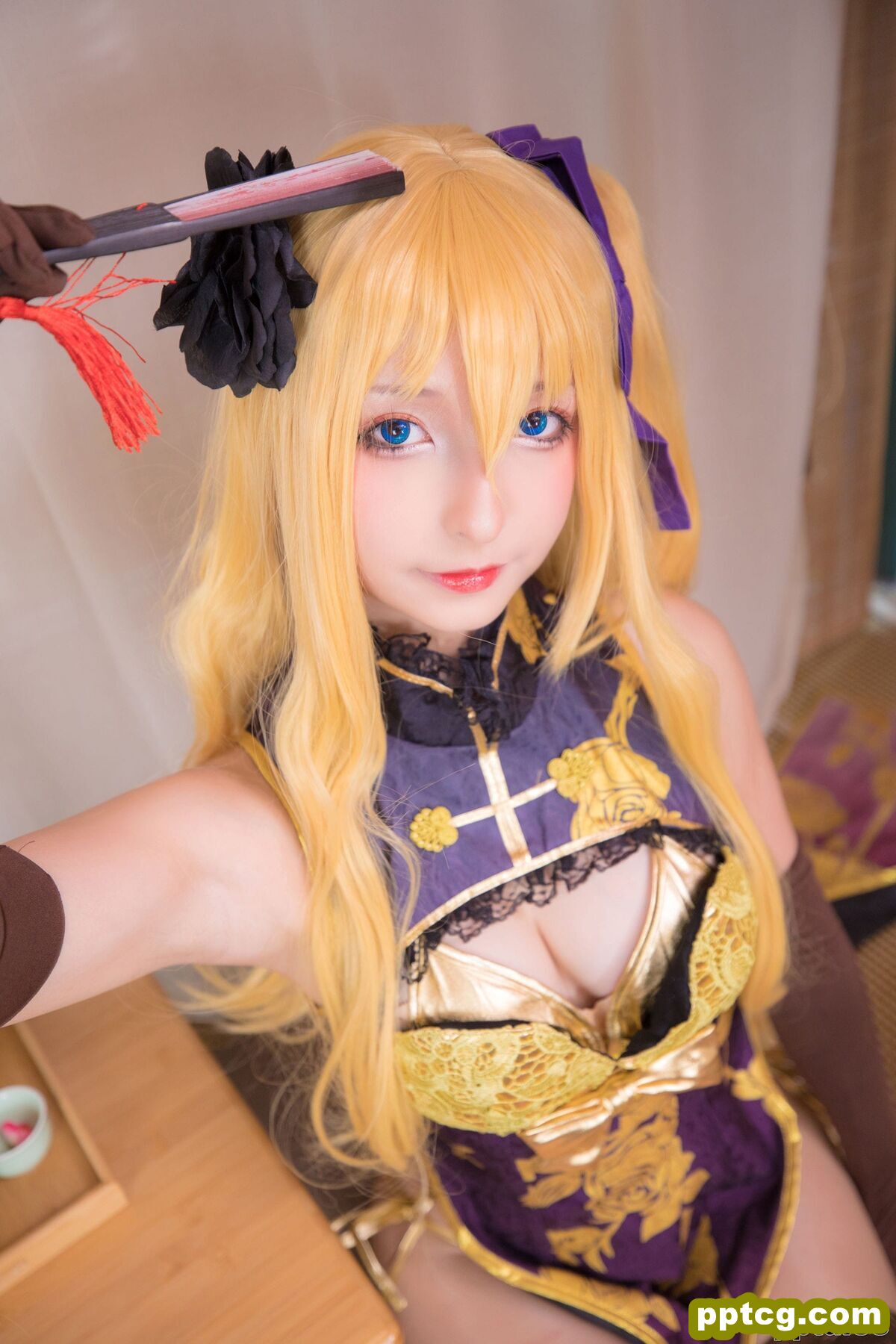 神楽坂真冬《艳娘幻梦谭 - 金莲》 [萝莉COSPLAY] 写真集