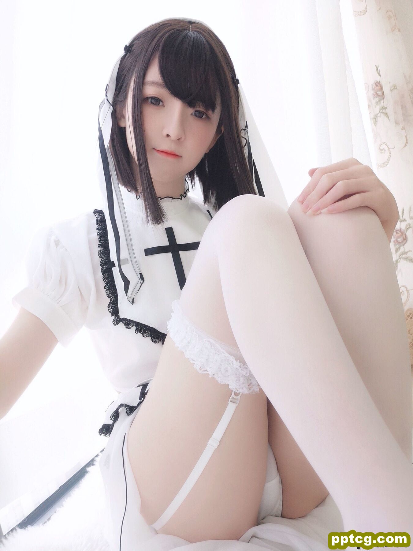 一小央泽《白修女》 [COSPLAY福利] 写真集