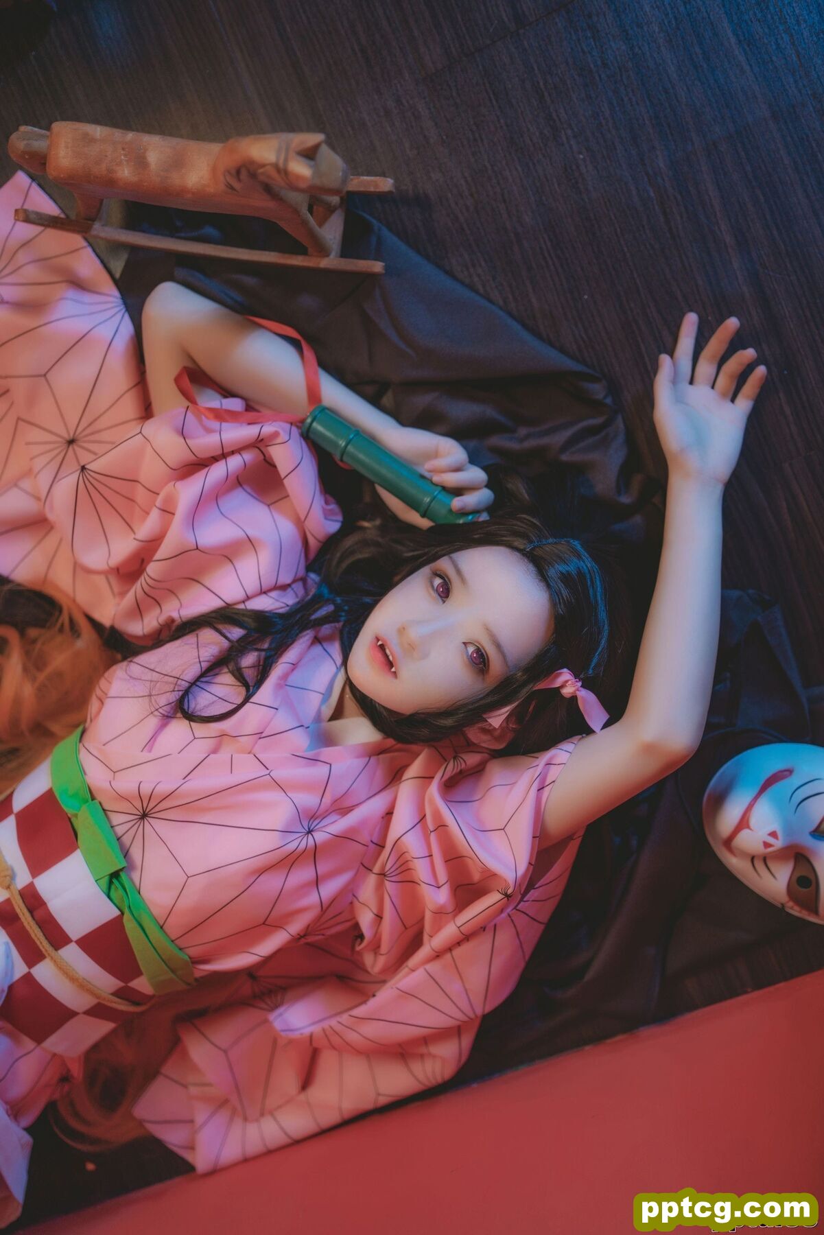 桜桃喵《灶门祢豆子》 [萝莉COS] 写真集