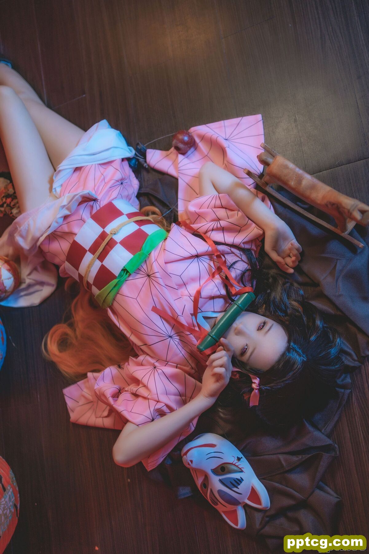 桜桃喵《灶门祢豆子》 [萝莉COS] 写真集