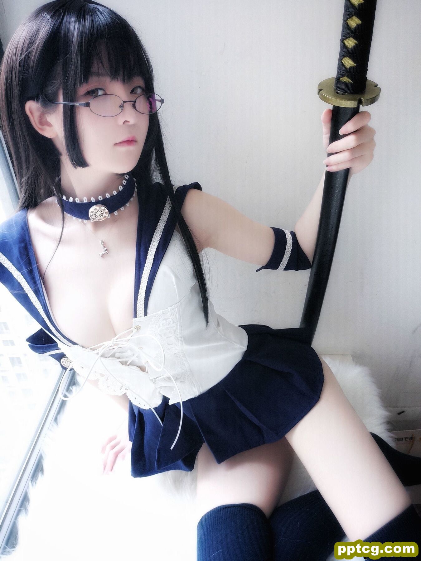 一小央泽《武士刀与水手服》 [萝莉COS] 写真集