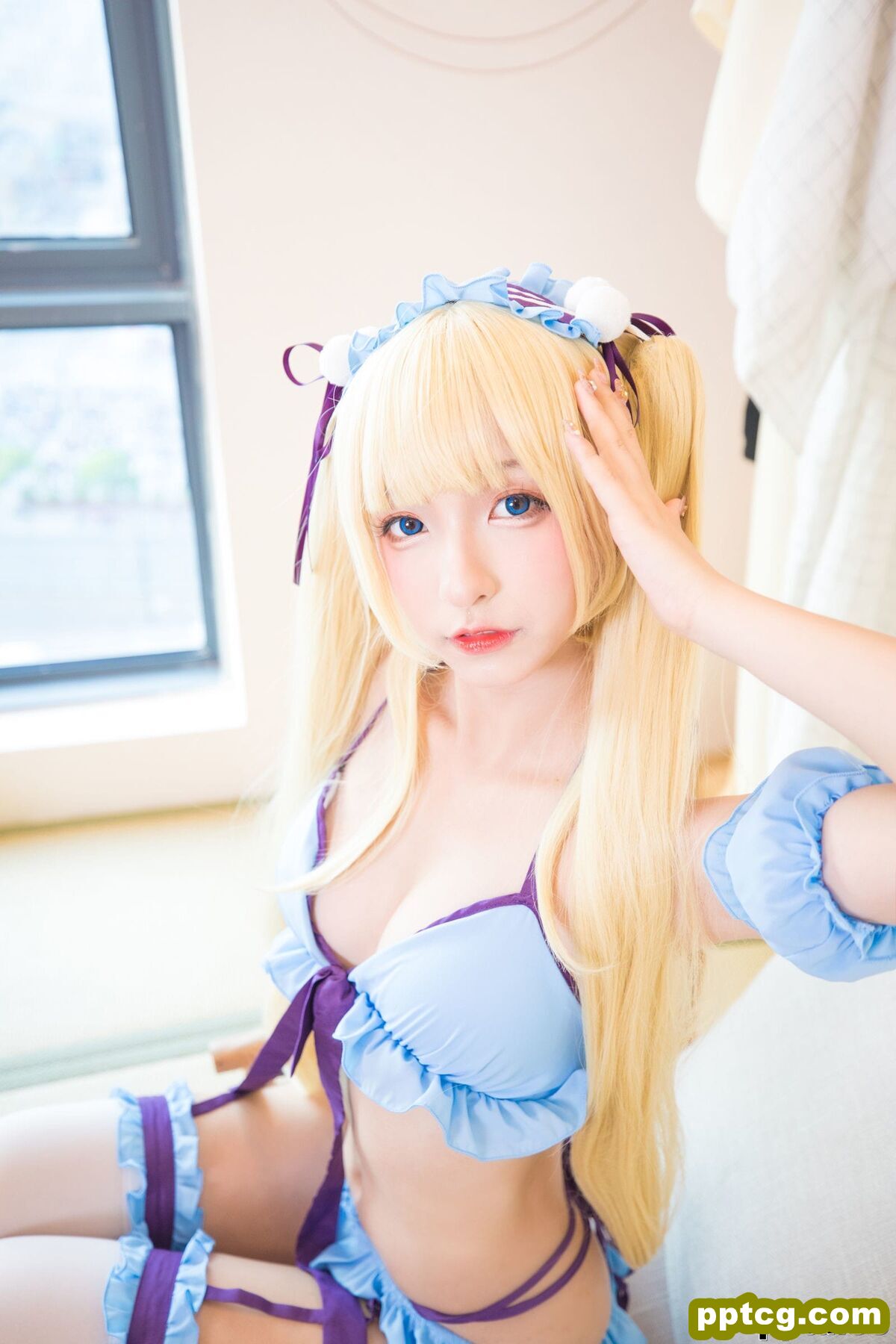 神楽板真冬《恋人以上》 [萝莉COS] 写真集