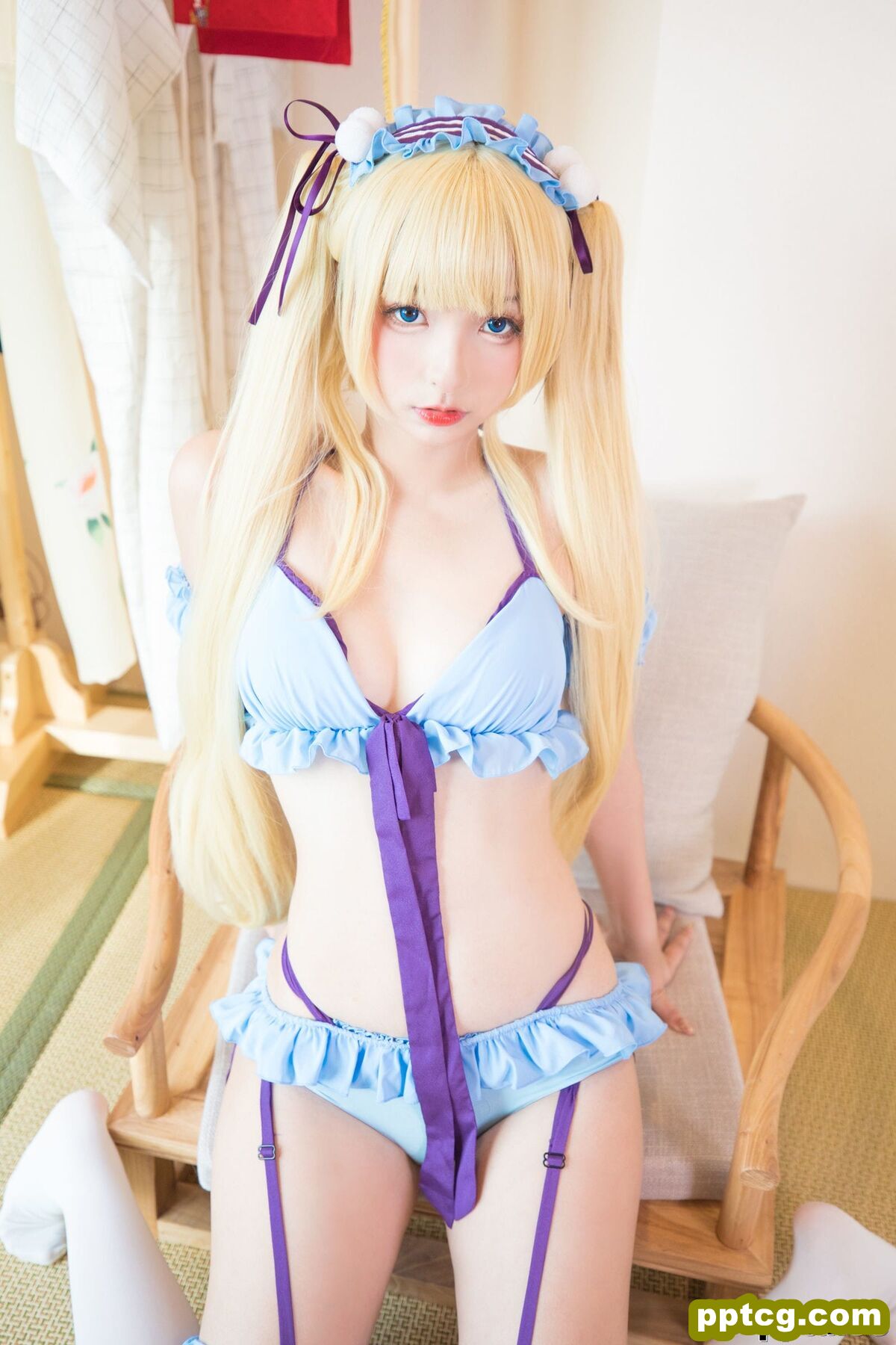 神楽板真冬《恋人以上》 [萝莉COS] 写真集