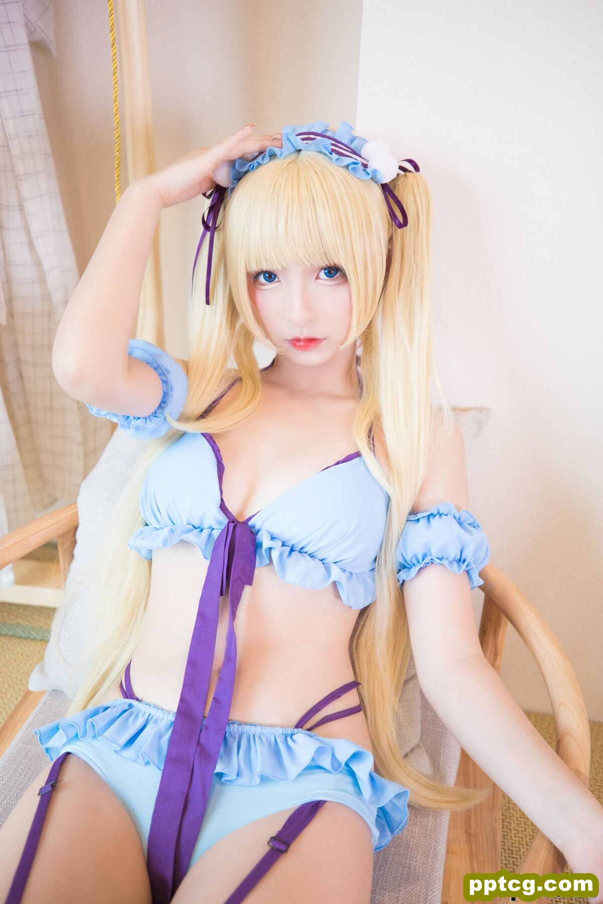 神楽板真冬《恋人以上》 [萝莉COS] 写真集