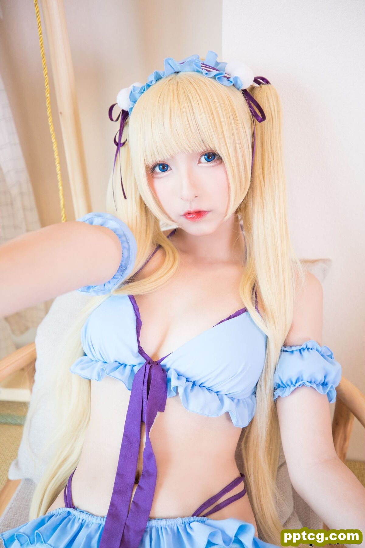 神楽板真冬《恋人以上》 [萝莉COS] 写真集