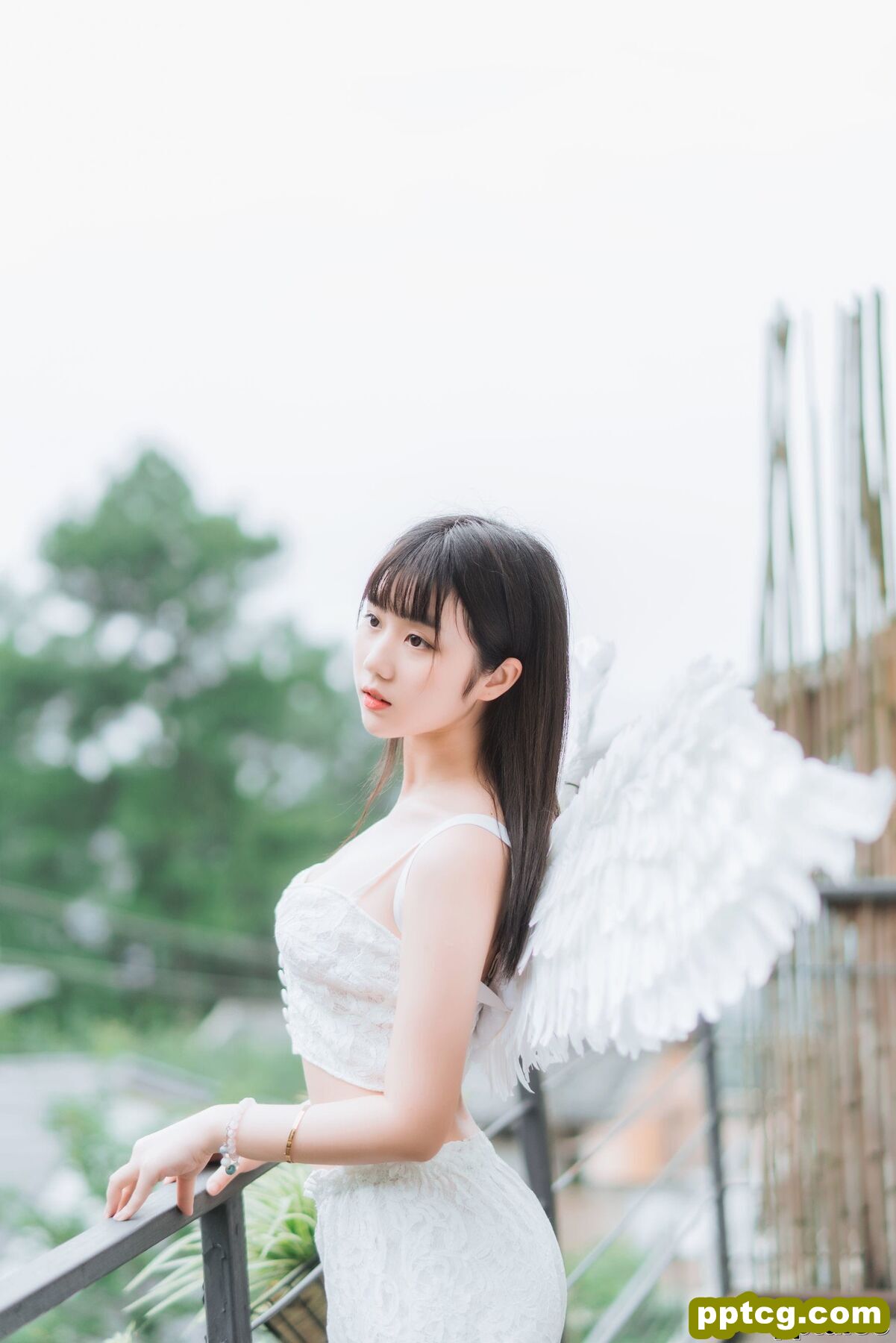 微博福利姬镜酱《空镜》 [萝莉COS] 写真集