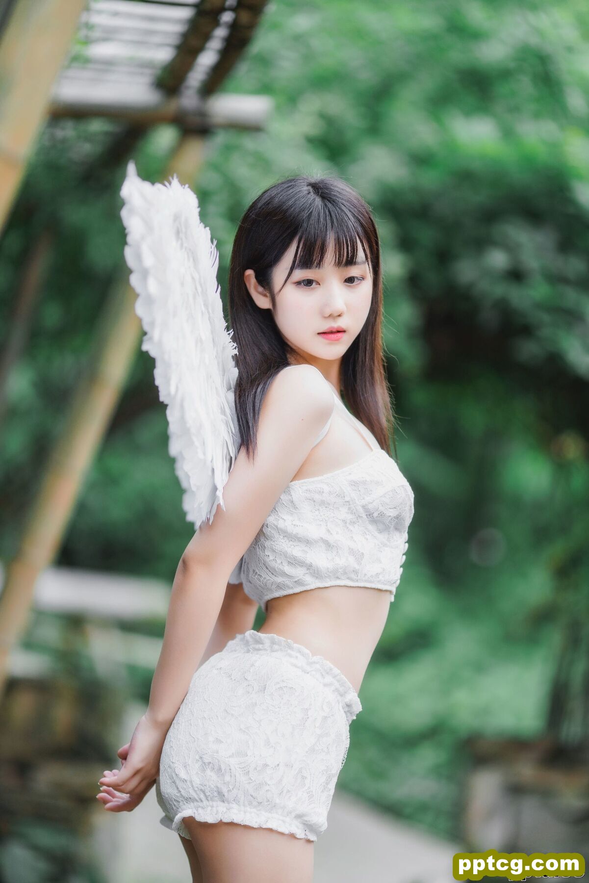 微博福利姬镜酱《空镜》 [萝莉COS] 写真集