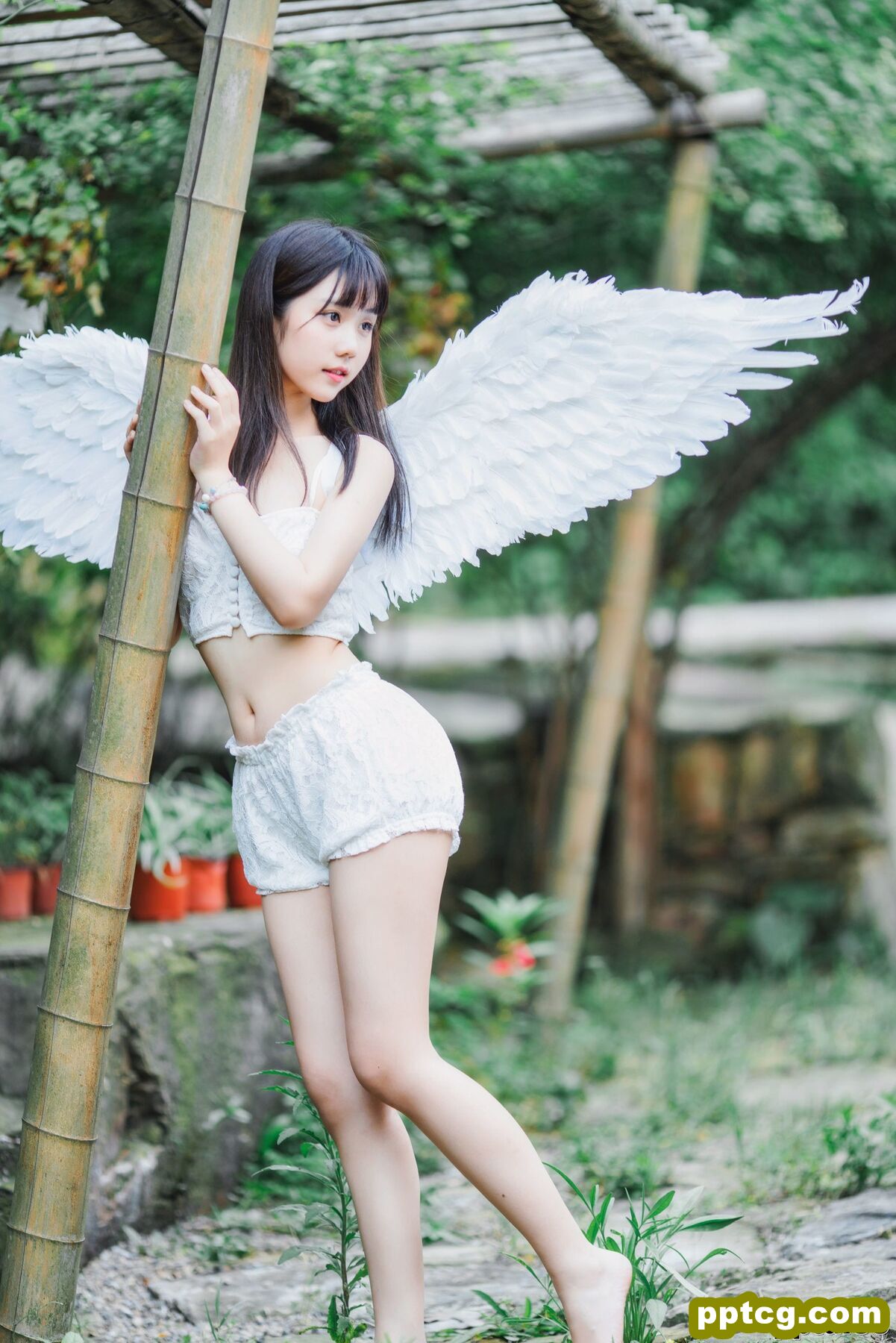 微博福利姬镜酱《空镜》 [萝莉COS] 写真集