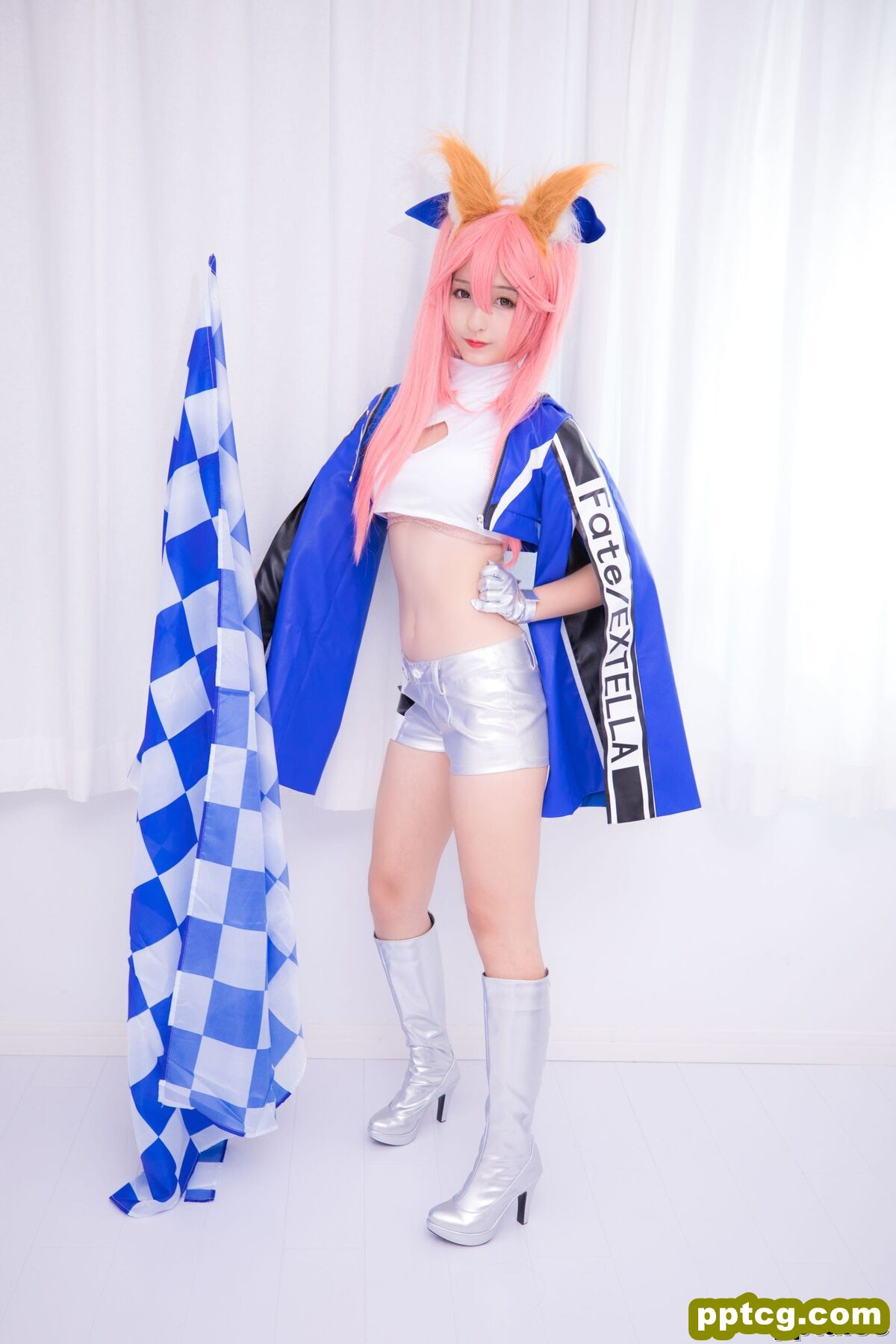 神楽坂真冬《目標はあなた、エンジン全開！！》 [萝莉COSPLAY] 写真集