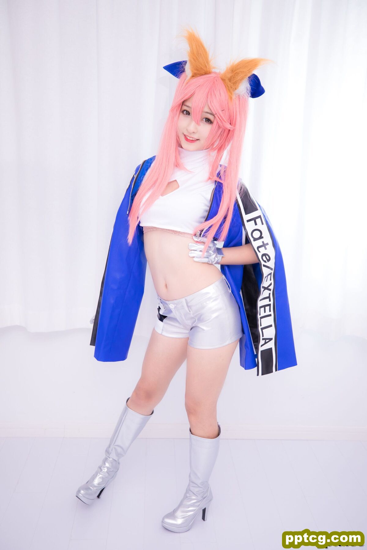 神楽坂真冬《目標はあなた、エンジン全開！！》 [萝莉COSPLAY] 写真集