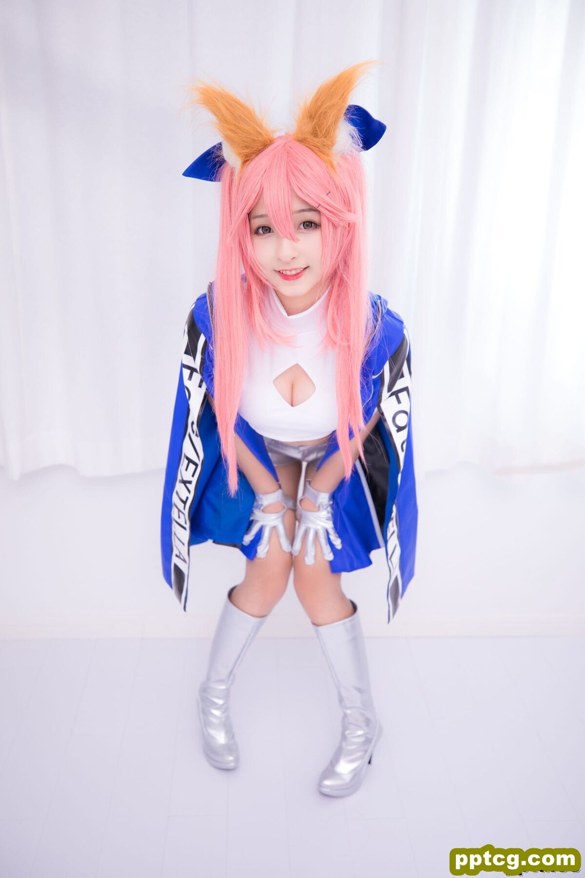 神楽坂真冬《目標はあなた、エンジン全開！！》 [萝莉COSPLAY] 写真集