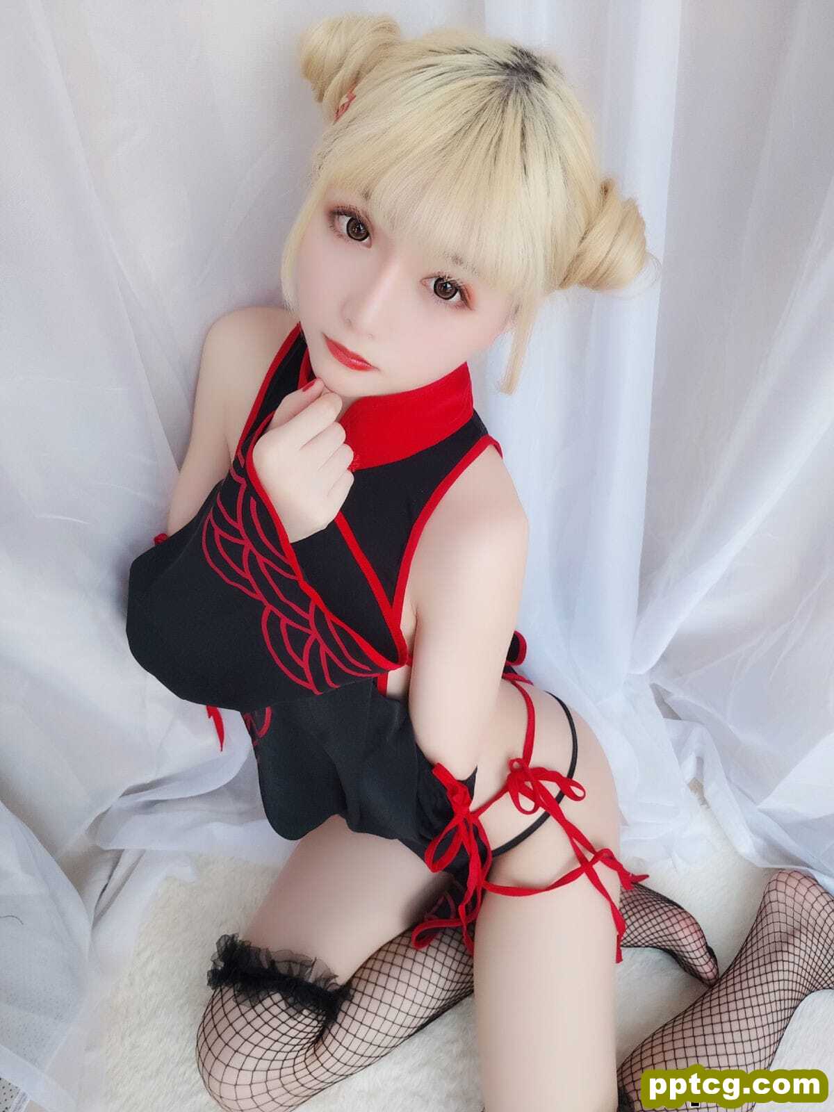 星之迟迟 《幼齿僵尸包》 [福利COSPLAY] 写真集