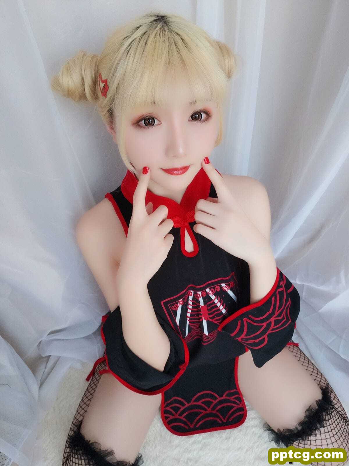 星之迟迟 《幼齿僵尸包》 [福利COSPLAY] 写真集