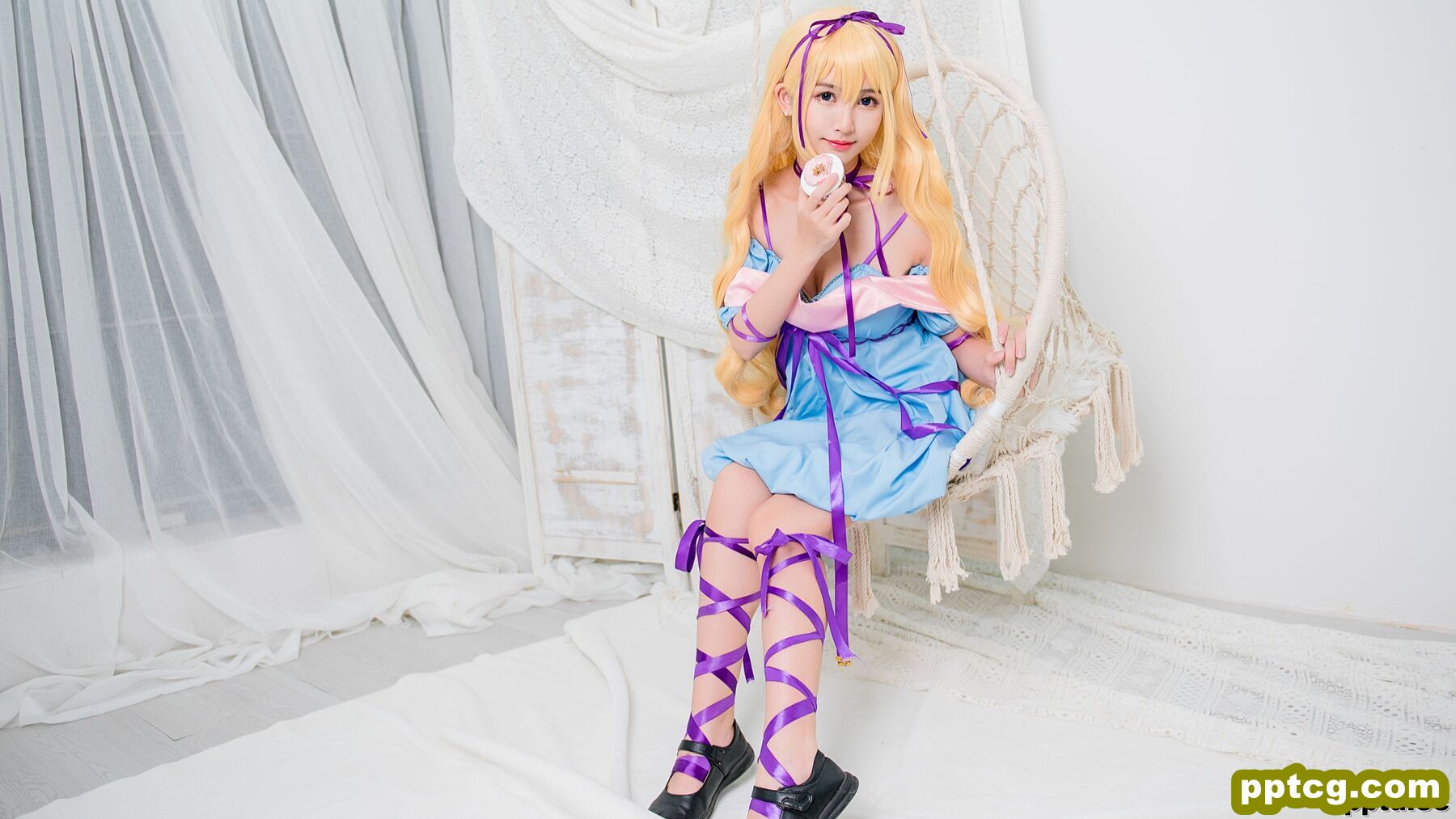 COSER鳗鱼霏儿《性感吊带睡裙》 [COSPLAY美女] 写真集