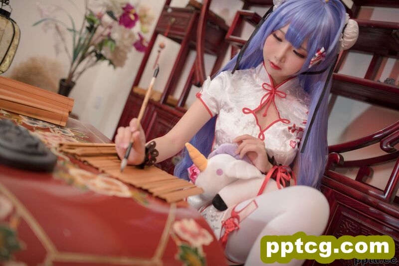 面饼仙儿《旗袍COS》 [福利COSPLAY] 写真集