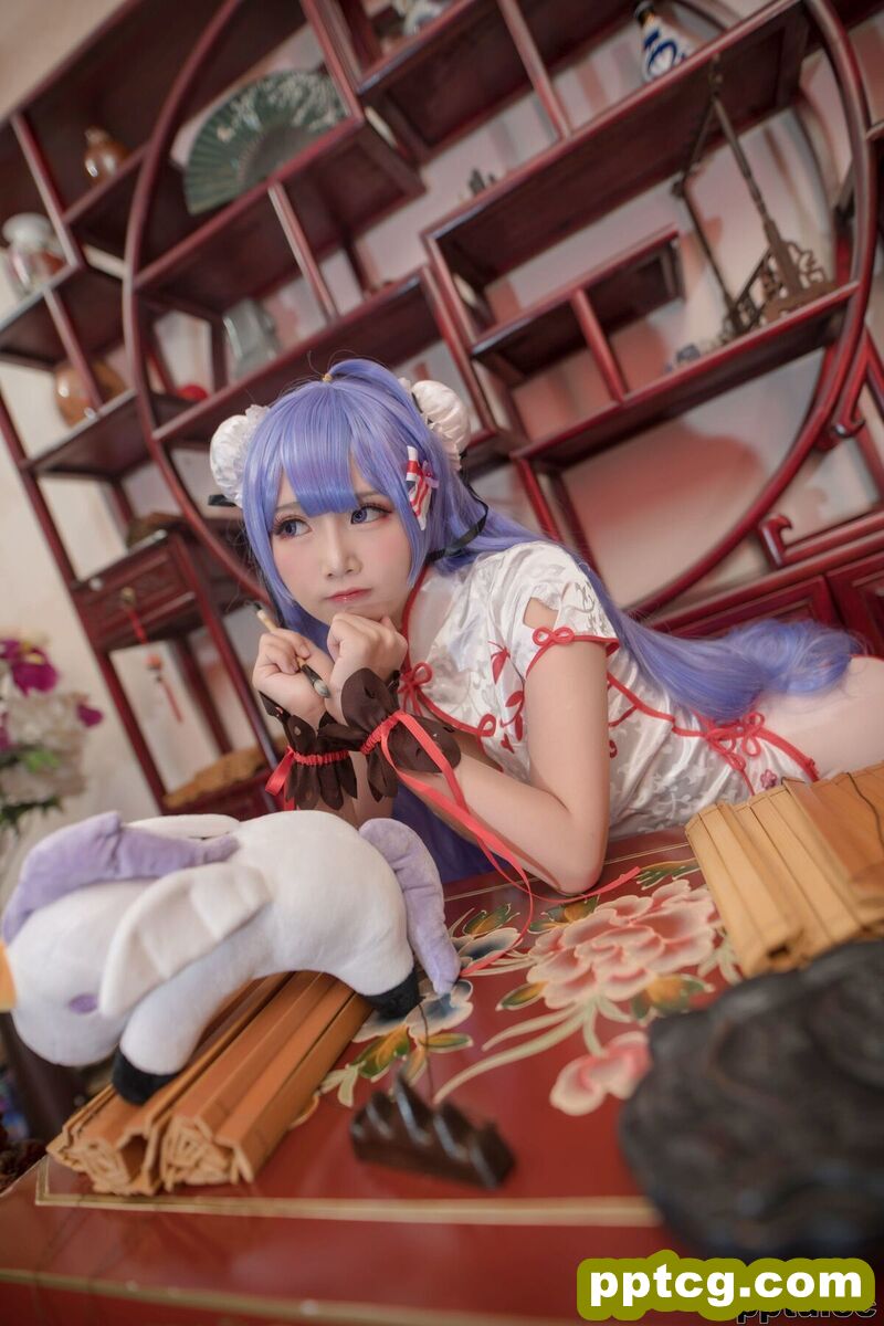 面饼仙儿《旗袍COS》 [福利COSPLAY] 写真集