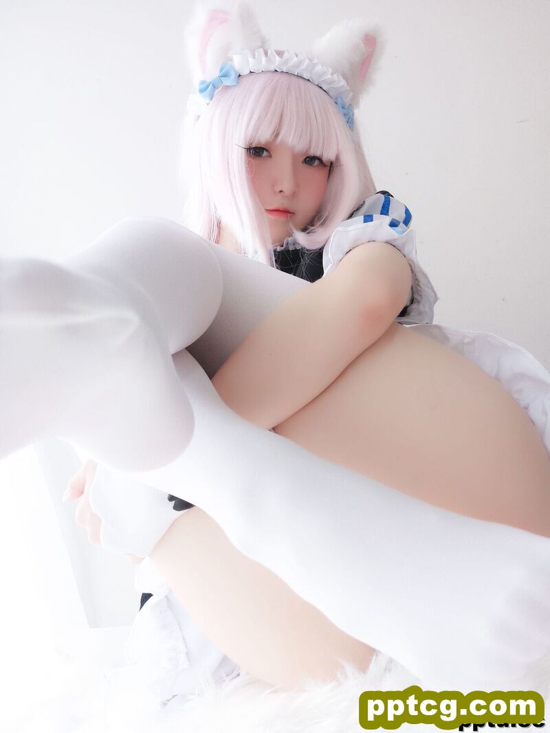一小央泽《猫娘香子兰》 [萝莉COS] 写真集