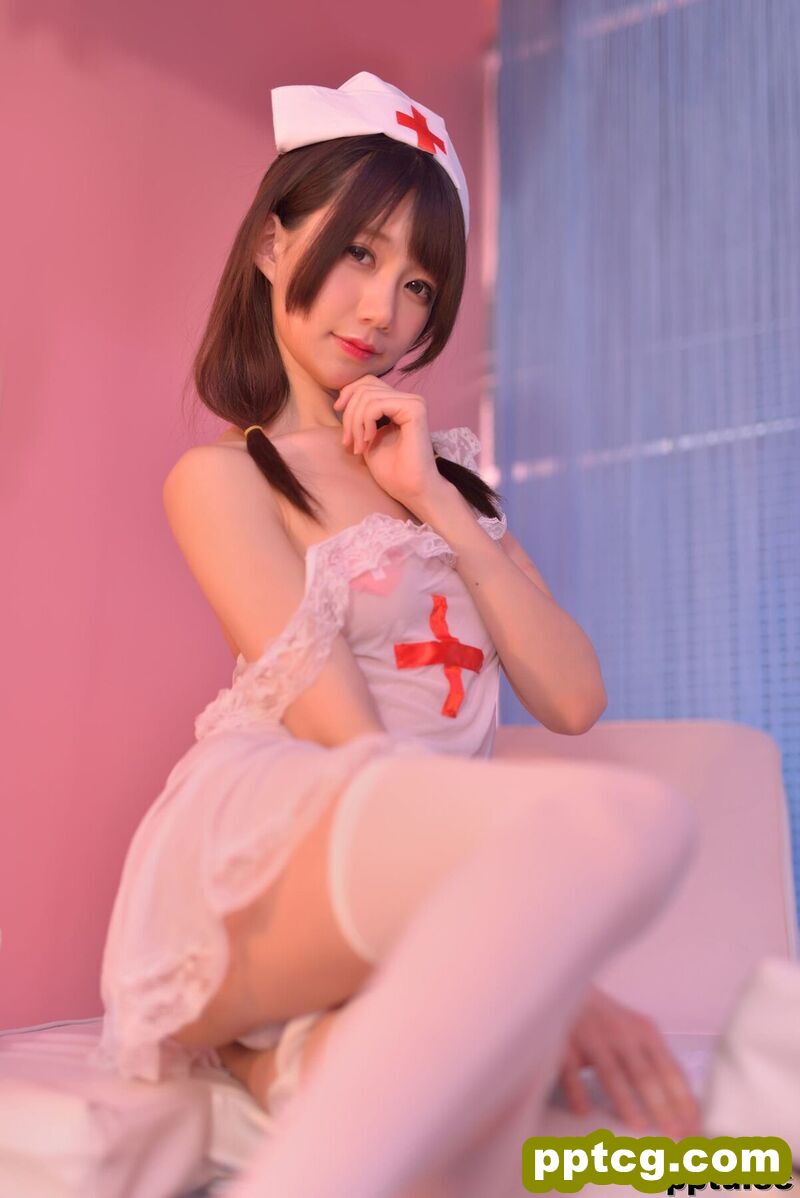 NAGISA魔物喵《性感看护师》 [萝莉COS] 写真集