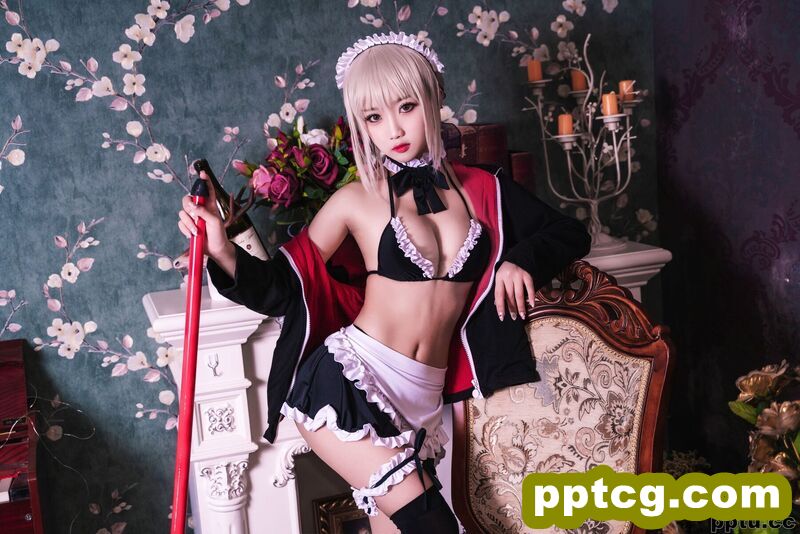 鬼畜瑶在不在w《黑丝女仆》  [COSPLAY福利] 写真集