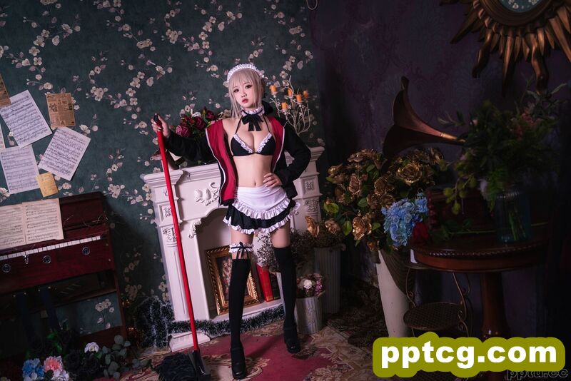 鬼畜瑶在不在w《黑丝女仆》  [COSPLAY福利] 写真集