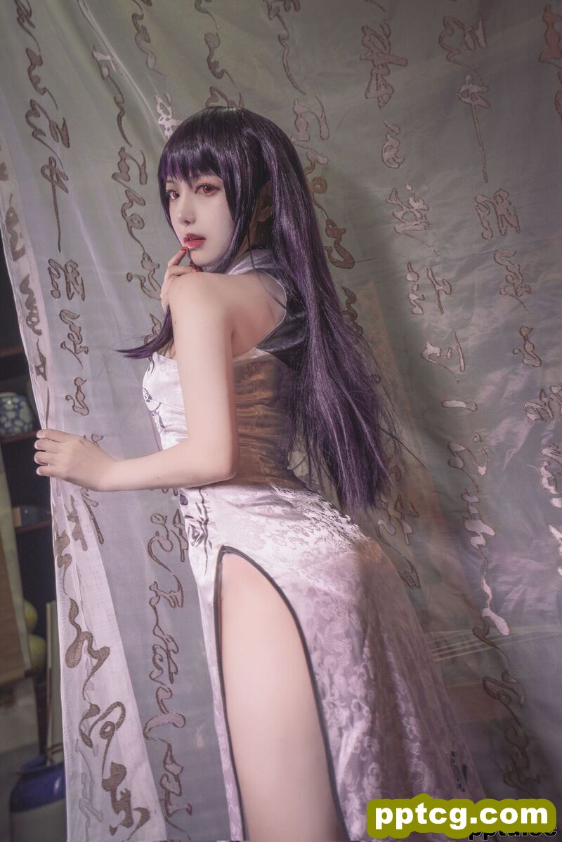 Shika小鹿鹿《学姐旗袍》 [萝莉COS] 写真集