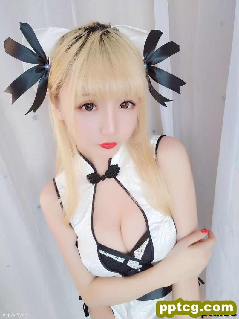 星之迟迟《优雅旗袍包》 [福利COSPLAY] 写真集
