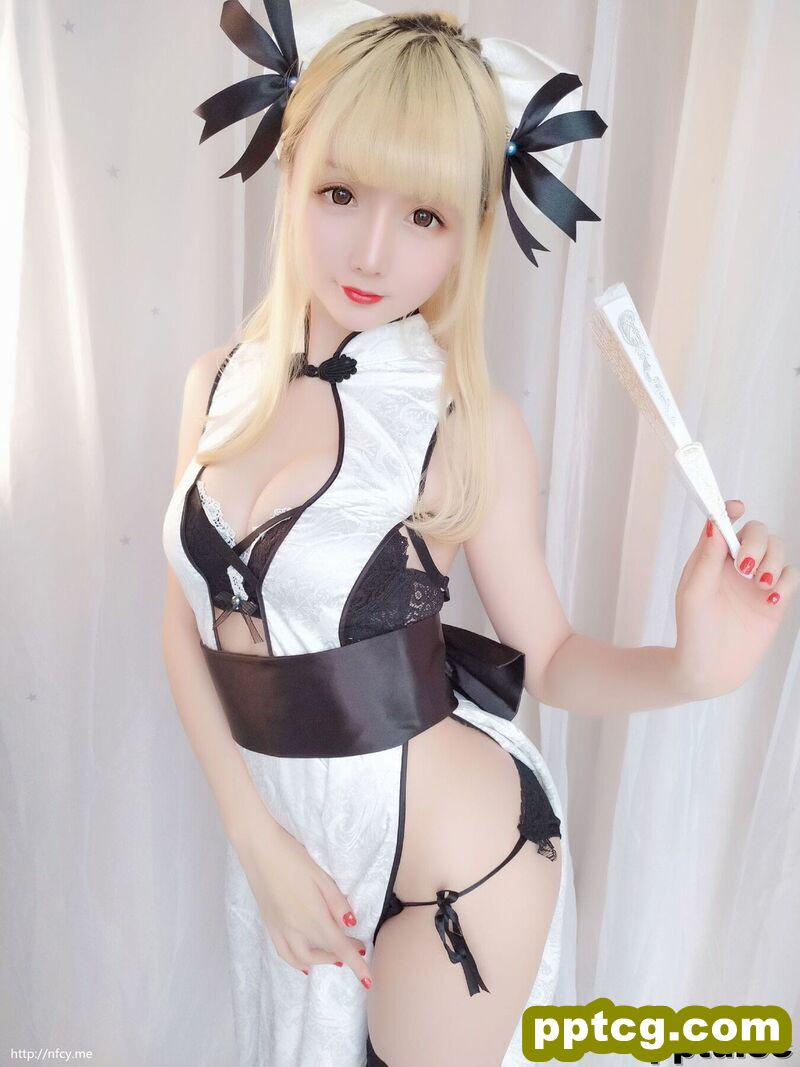 星之迟迟《优雅旗袍包》 [福利COSPLAY] 写真集