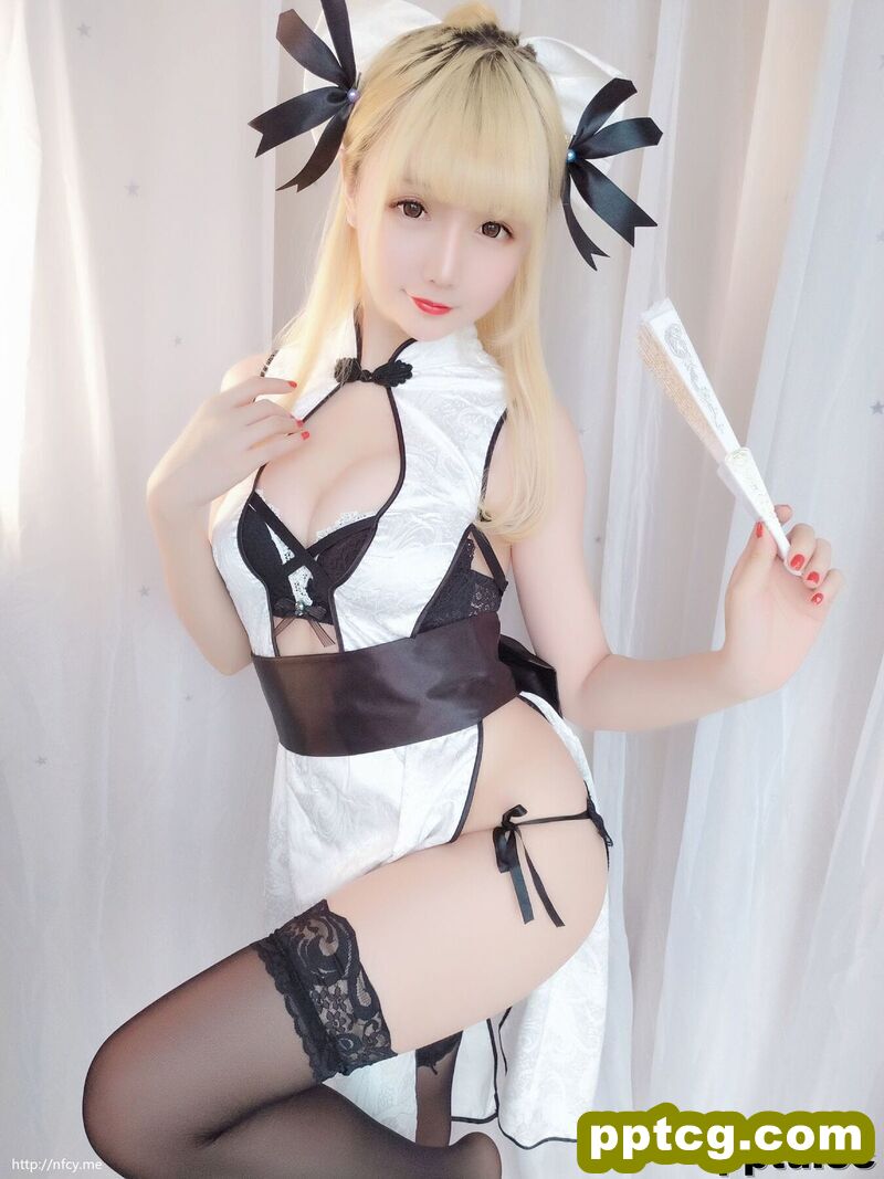 星之迟迟《优雅旗袍包》 [福利COSPLAY] 写真集