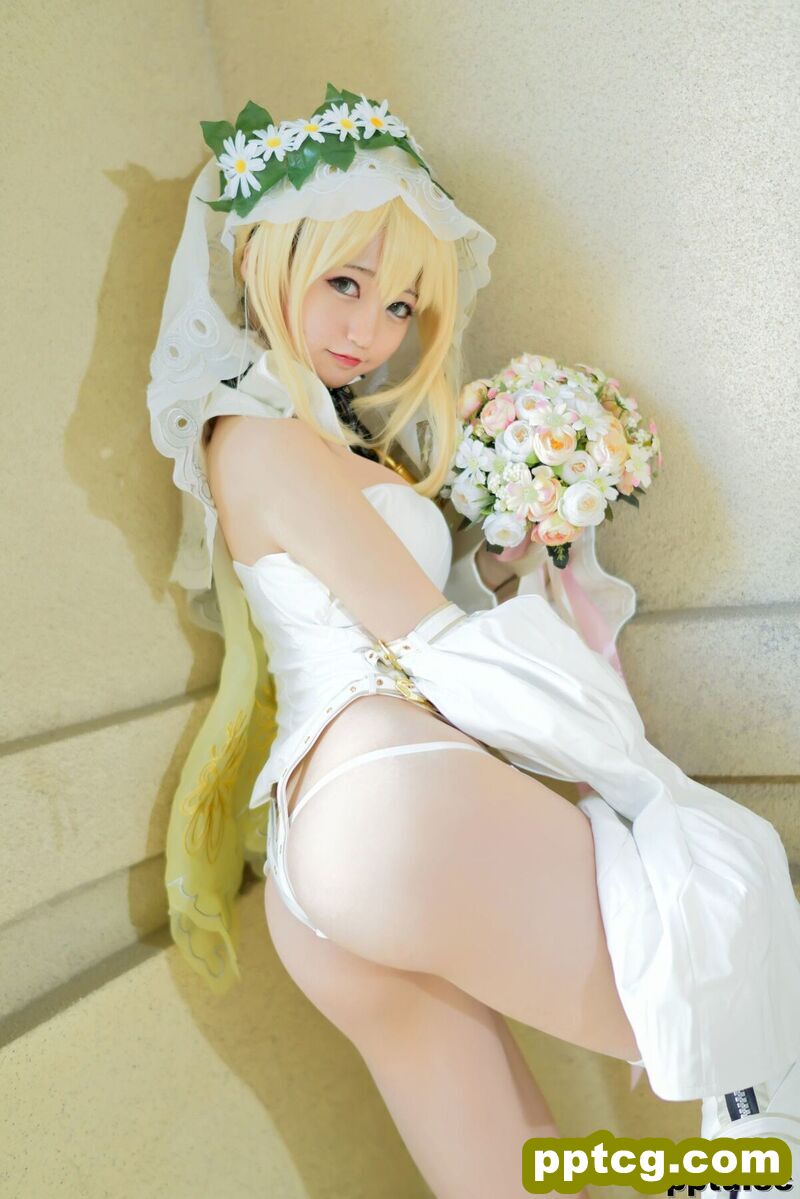 Nagesa魔物女本《白衣骑士》 [萝莉COS] 写真集