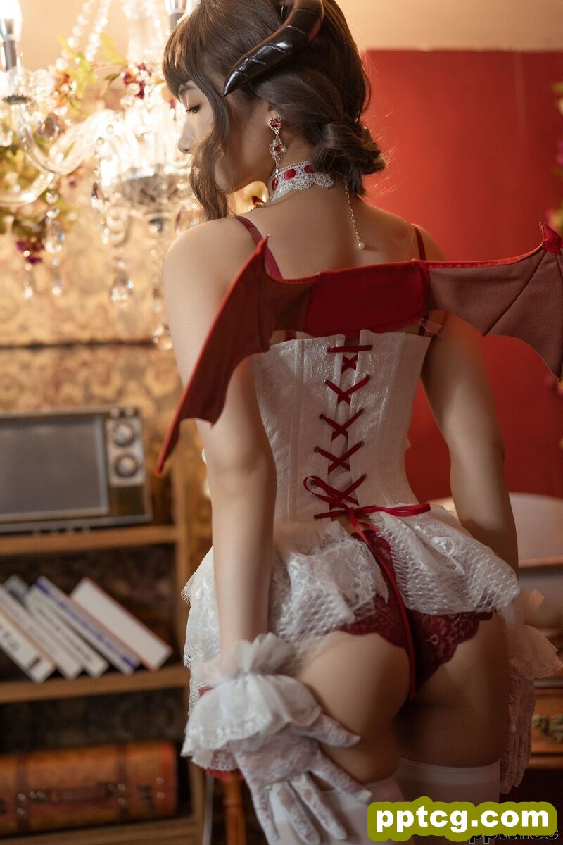 雯妹不讲道理《魅魔 Elegant devil》 [COSPLAY福利] 写真集