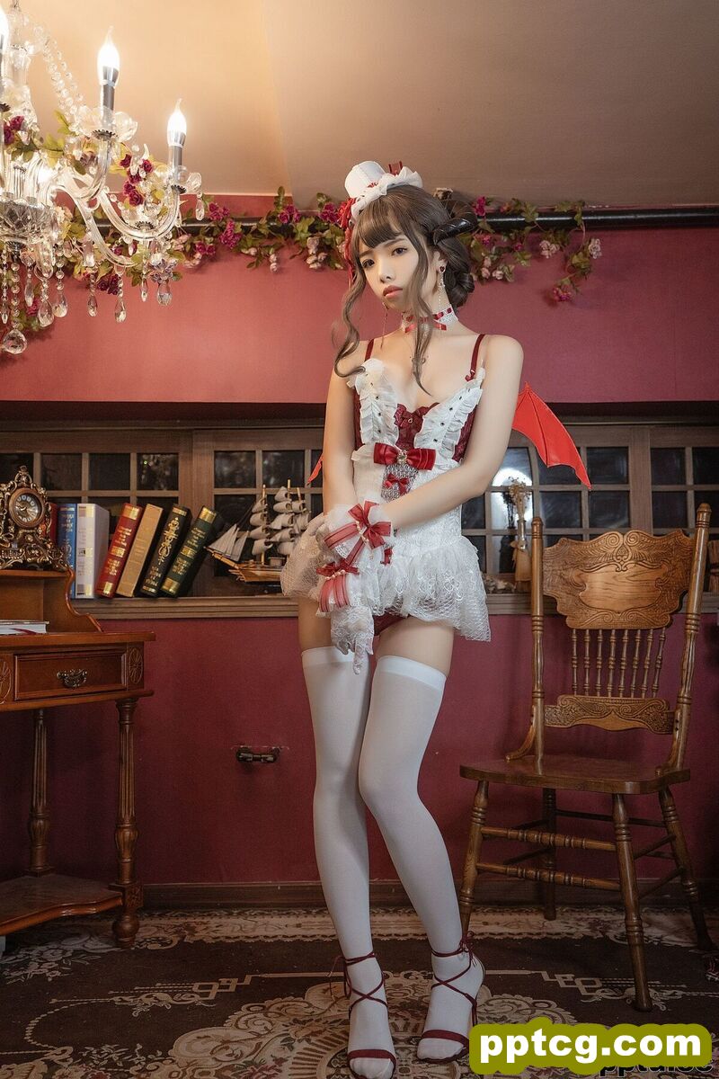 雯妹不讲道理《魅魔 Elegant devil》 [COSPLAY福利] 写真集