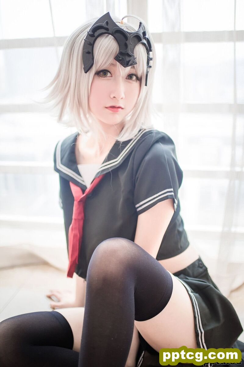 木绵绵OwO《贞德（黑）》 [萝莉COS] 写真集