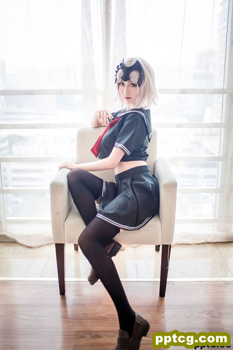 木绵绵OwO《贞德（黑）》 [萝莉COS] 写真集