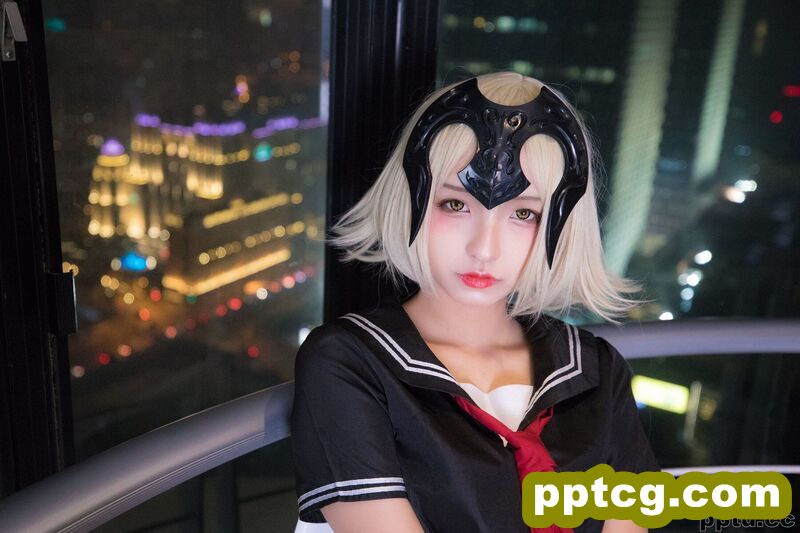 神楽坂真冬《放课后》 [萝莉COSPLAY] 写真集
