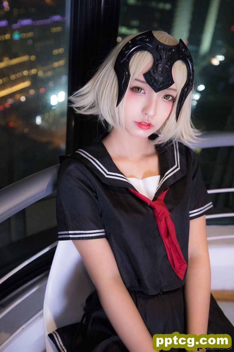 神楽坂真冬《放课后》 [萝莉COSPLAY] 写真集
