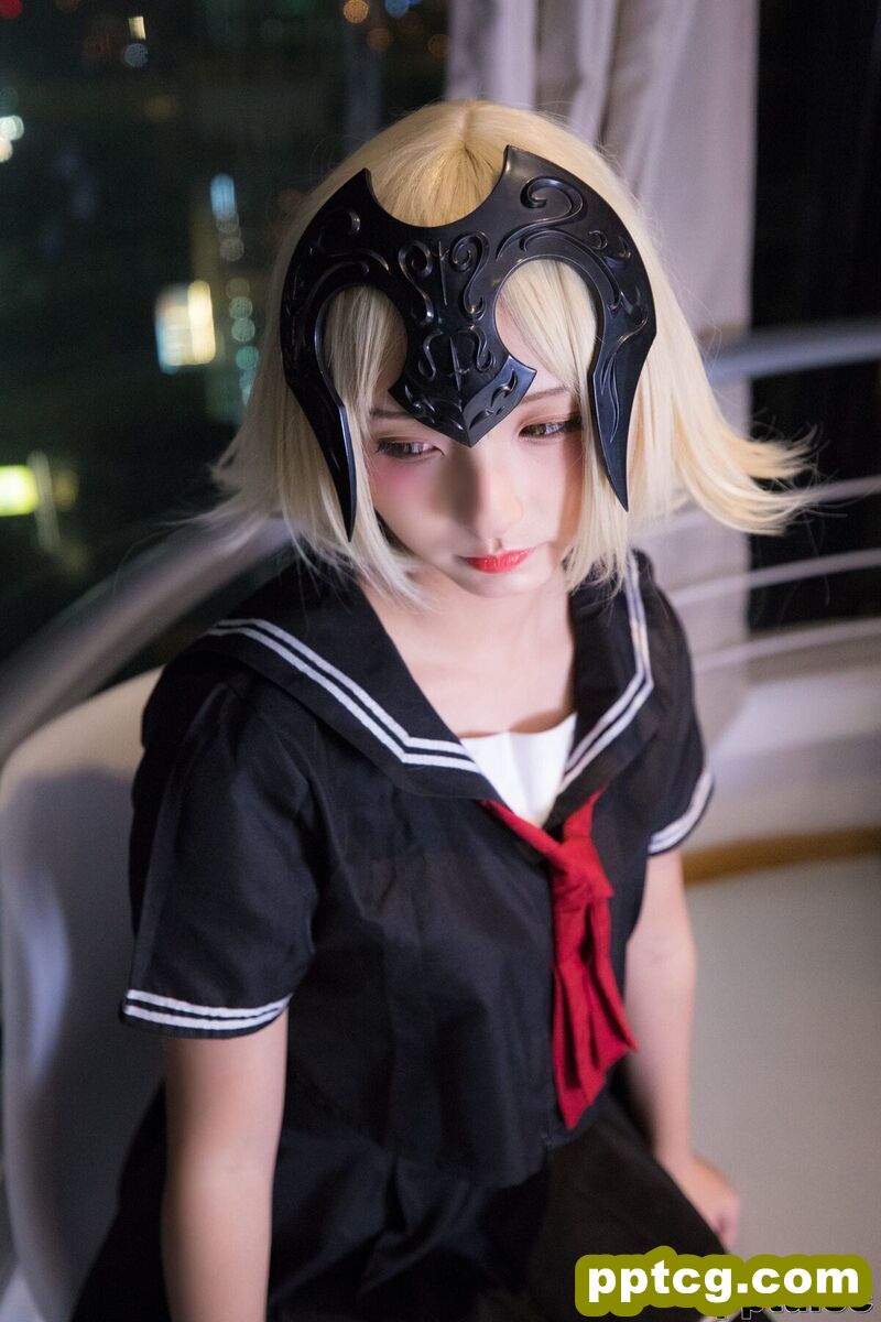 神楽坂真冬《放课后》 [萝莉COSPLAY] 写真集
