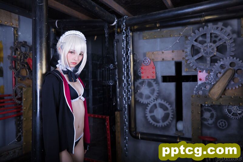 神楽坂真冬《绝对服从(Fate Grand Order)》  [COSPLAY少女] 写真集