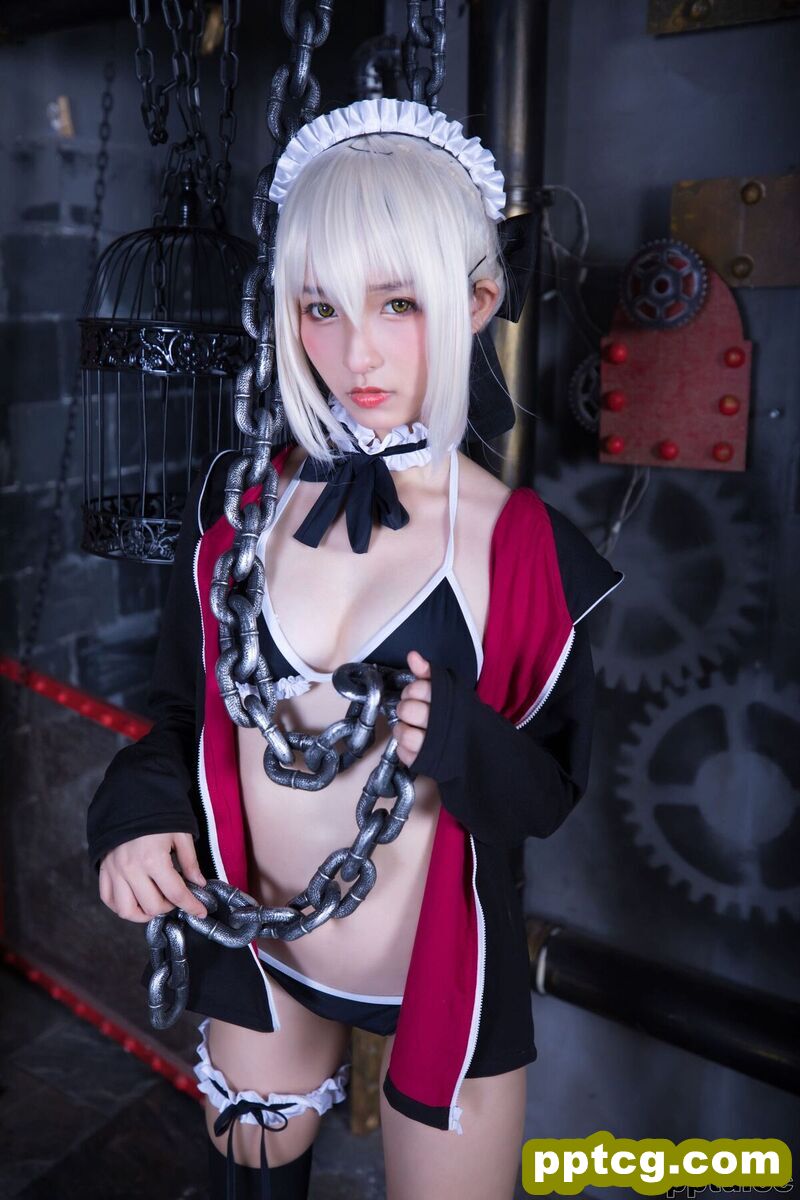 神楽坂真冬《绝对服从(Fate Grand Order)》  [COSPLAY少女] 写真集