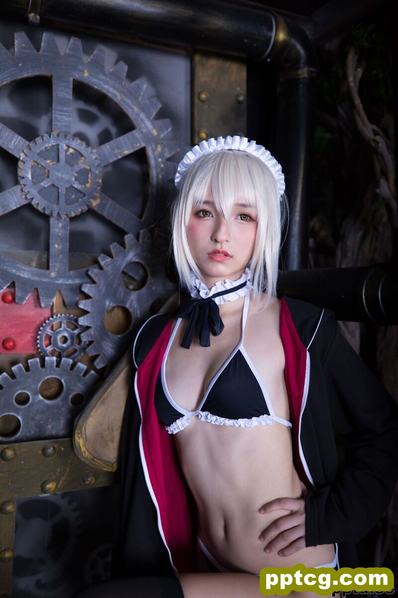神楽坂真冬《绝对服从(Fate Grand Order)》  [COSPLAY少女] 写真集