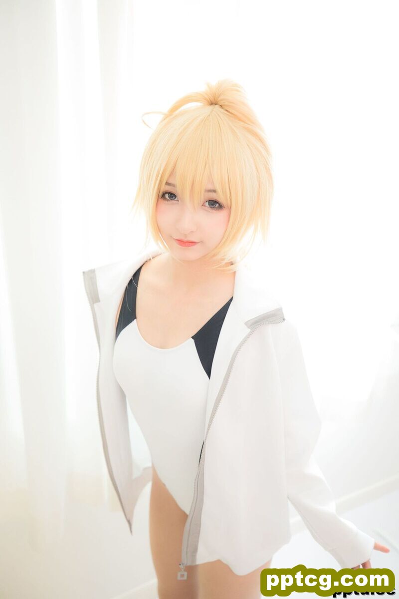 神楽坂真冬《贞德泳装》  [COSPLAY少女] 写真集