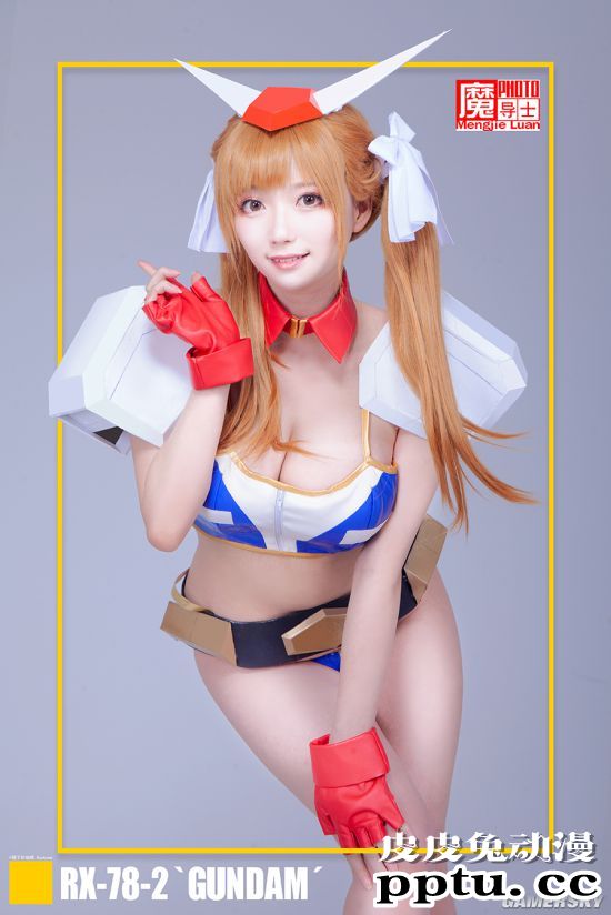 双份的机甲美少女Cos 共庆高达模型40周年