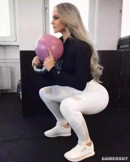 瑞典“第一粗腿妹子”爆红网络 健身女神Anna Nystrom