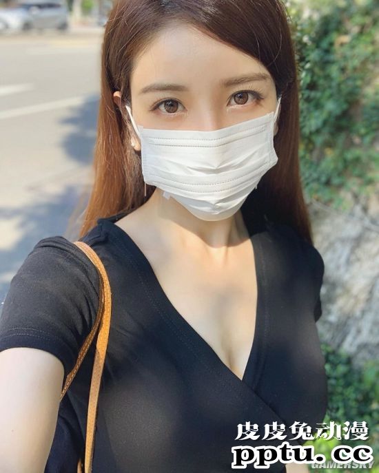 傲人身材依旧魅力非凡 引退后再次走红网络的写真女星亚里沙