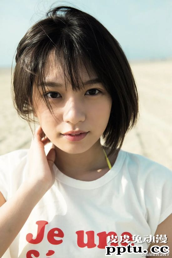小胖妹减肥13公斤身材爆表 青春活力的写真美少女长月翠-皮皮兔动漫