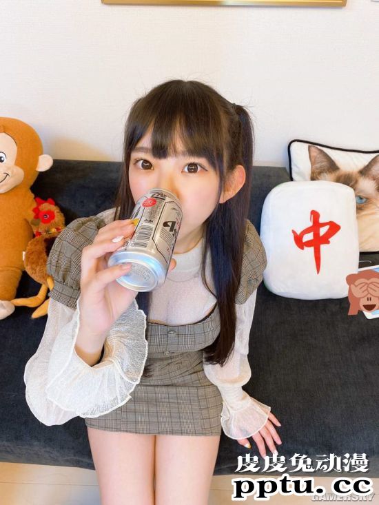 25岁依然童颜！萝莉系美女长泽茉里奈居家写真