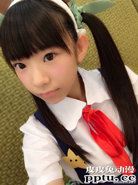 25岁依然童颜!萝莉系美女长泽茉里奈居家写真
