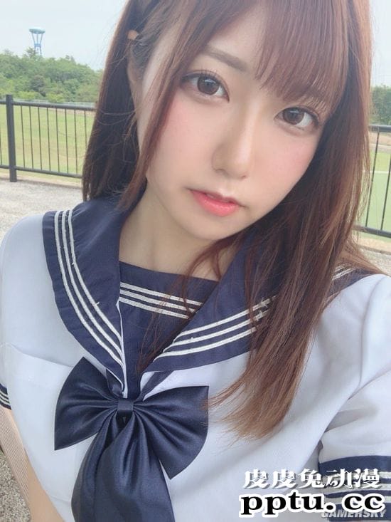 白肤美腿身材极好 曲线迷人的19岁樱花嫩妹Ruchiko